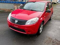 Rot Gebraucht 2009 Dacia Sandero Limousine | 1.250 € (Guter Preis)