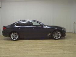 Schwarz Gebraucht 2020 BMW 520 Luxury Line Limousine | 26.480 € (Guter Preis)