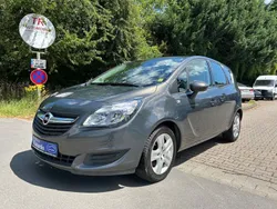 Grau Gebraucht 2015 Opel Meriva Edition Van / Kleinbus | 9.490 € (Etwas zu teuer)