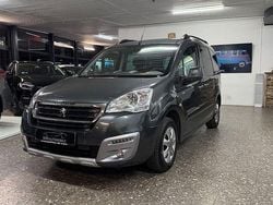 Grau Gebraucht 2018 Peugeot Partner Tepee Van / Kleinbus | 9.495 € (Guter Preis)