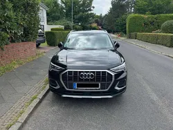 Schwarz Gebraucht 2018 Audi Q3 Advanced SUV | 25.999 € (Etwas zu teuer)