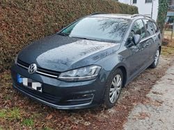 Grau Gebraucht 2016 VW Golf VII Allstar Kombi | 11.000 € (Fairer Preis)