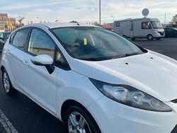 Weiß Gebraucht 2011 Ford Fiesta Viva Kleinwagen | 5.000 € (Etwas zu teuer)