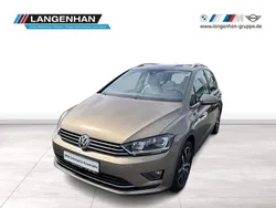 Gelb Gebraucht 2017 VW Golf Sportsvan Highline Van / Kleinbus | 17.917 € (Etwas zu teuer)