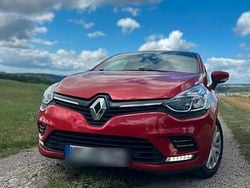 Rot Gebraucht 2019 Renault Clio IV Kleinwagen | 5.500 € (Guter Preis)
