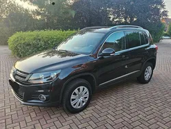 Schwarz Gebraucht 2015 VW Tiguan LOUNGE SUV | 12.800 € (Guter Preis)