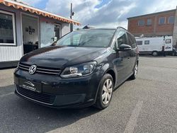 Blau Gebraucht 2012 VW Touran Comfortline Van / Kleinbus | 5.600 € (Fairer Preis)