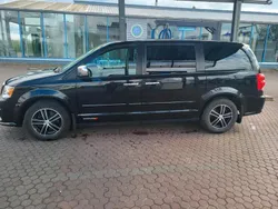 Schwarz Gebraucht 2016 Dodge Grand Caravan Van / Kleinbus | 14.999 €
