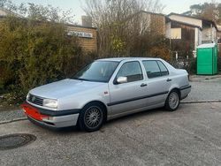Silber Gebraucht 1991 VW Vento Limousine | 4.500 €