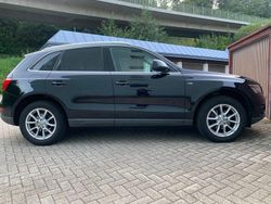 Grau Gebraucht 2012 Audi Q5 Ambiente SUV | 12.699 € (Guter Preis)