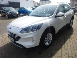 Weiß Gebraucht 2023 Ford Kuga Titanium SUV | 26.990 € (Guter Preis)