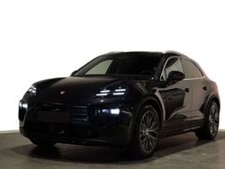 2t tiefschwarzmetallic Gebraucht 2025 Porsche Macan SUV | 97.580 € (Superpreis)