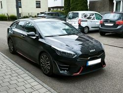 Schwarz Gebraucht 2024 Kia ProCeed Kleinwagen | 29.990 € (Guter Preis)