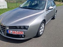 Silber Gebraucht 2009 Alfa Romeo 159 Kombi | 4.990 € (Teuer)