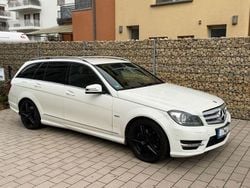 Weiß Gebraucht 2012 Mercedes C250 Avantgarde Limousine | 5.300 € (Superpreis)