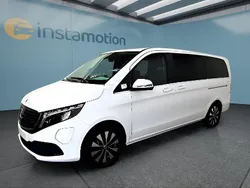 Weiß Gebraucht 2024 Mercedes EQV300 Van / Kleinbus | 51.199 € (Teuer)