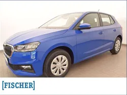 Energy blau Gebraucht 2024 Skoda Fabia Essence Limousine | 15.870 € (Superpreis)