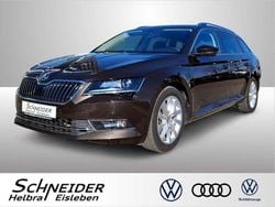 Magnetic braun (metallic) Gebraucht 2019 Skoda Superb Style Kombi | 22.430 € (Guter Preis)