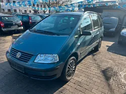 Blau Gebraucht 2003 VW Sharan Highline Van / Kleinbus | 3.990 € (Etwas zu teuer)