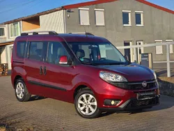 Colore esterno (amore rot) Gebraucht 2016 Fiat Doblò Lounge Van / Kleinbus | 6.790 € (Fairer Preis)