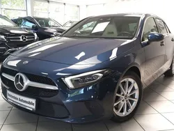 Denimblau (metallic) Gebraucht 2019 Mercedes A220 Progressive Limousine | 24.980 € (Fairer Preis)