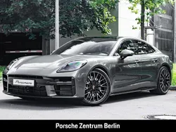 Grün Gebraucht 2024 Porsche Panamera 4 Limousine | 154.900 €