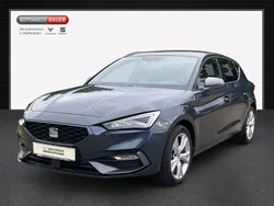 Grau Gebraucht 2023 Seat Leon FR Limousine | 23.890 € (Etwas zu teuer)