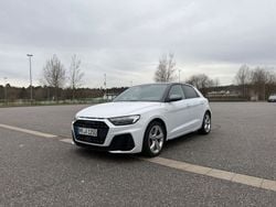 Weiß Gebraucht 2019 Audi A1 Sportback S-Line Kleinwagen | 22.000 € (Guter Preis)