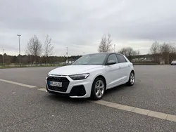 Weiß Gebraucht 2019 Audi A1 Sportback S-Line Kleinwagen | 22.300 € (Guter Preis)