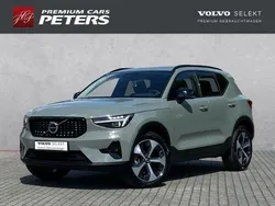 Gruen Gebraucht 2024 Volvo XC40 Plus SUV | 38.919 € (Etwas zu teuer)