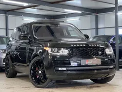 Schwarz santorini black Gebraucht 2014 Land Rover Range Rover Vogue SUV | 43.690 €