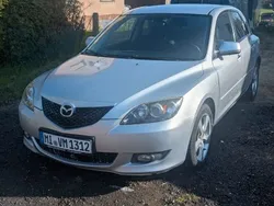 Silber Gebraucht 2005 Mazda 3 Active Limousine | 2.500 € (Fairer Preis)