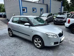 Silber Gebraucht 2009 Skoda Fabia Style Limousine | 2.999 € (Guter Preis)