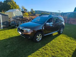 Braun Gebraucht 2011 Dacia Duster Lauréate SUV | 6.800 € (Fairer Preis)