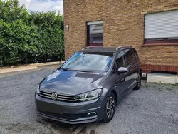 Grau Gebraucht 2018 VW Touran Join Van / Kleinbus | 27.000 € (Teuer)