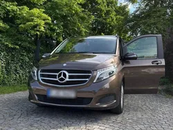 Braun Gebraucht 2014 Mercedes V250 Edition Van / Kleinbus | 30.000 € (Fairer Preis)