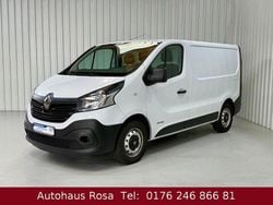 Weiß Gebraucht 2016 Renault Trafic Komfort Van | 8.950 € (Fairer Preis)