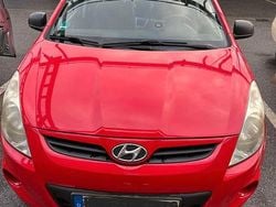 Rot Gebraucht 2010 Hyundai i20 Comfort Limousine | 2.500 € (Guter Preis)