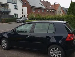 Blau Gebraucht 2006 VW Golf V Kleinwagen | 1.900 € (Fairer Preis)
