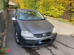 Grau Gebraucht 2005 VW Golf V Limousine | 1.250 € (Superpreis)