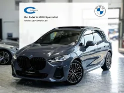 Grau Gebraucht 2024 BMW 218 Active Tourer M Sport Van / Kleinbus | 30.898 € (Guter Preis)