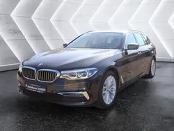 Grau Gebraucht 2019 BMW 520 Luxury Line Limousine | 29.900 € (Guter Preis)