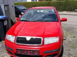 Rot Gebraucht 2005 Skoda Fabia Classic Kombi | 600 € (Teuer)