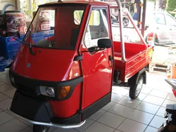 Rot Neu 2025 Piaggio APE | 7.890 €