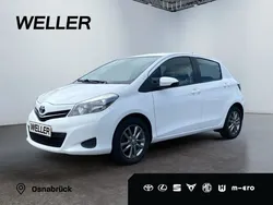 Weiß Gebraucht 2014 Toyota Yaris Edition Kleinwagen | 8.888 € (Teuer)