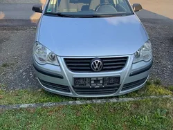 Silber Gebraucht 2007 VW Polo Limousine | 999 € (Guter Preis)