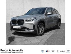 Spacesilber metallic Gebraucht 2023 BMW X1 SUV | 33.840 € (Guter Preis)