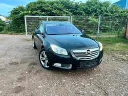 Schwarz Gebraucht 2009 Opel Insignia Sport Kombi | 3.300 € (Fairer Preis)