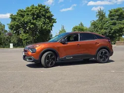 Orange Gebraucht 2021 Citroën C4 PureTech SUV | 15.900 € (Guter Preis)