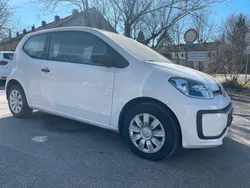 Weiß Gebraucht 2019 VW up! Kleinwagen | 7.900 € (Guter Preis)
